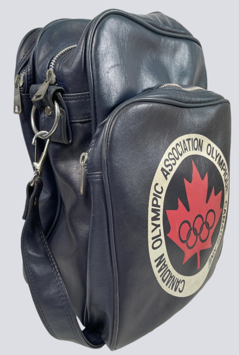 Sac de voyage en cuir rare de l'équipe canadienne olympique de Montréal 1976