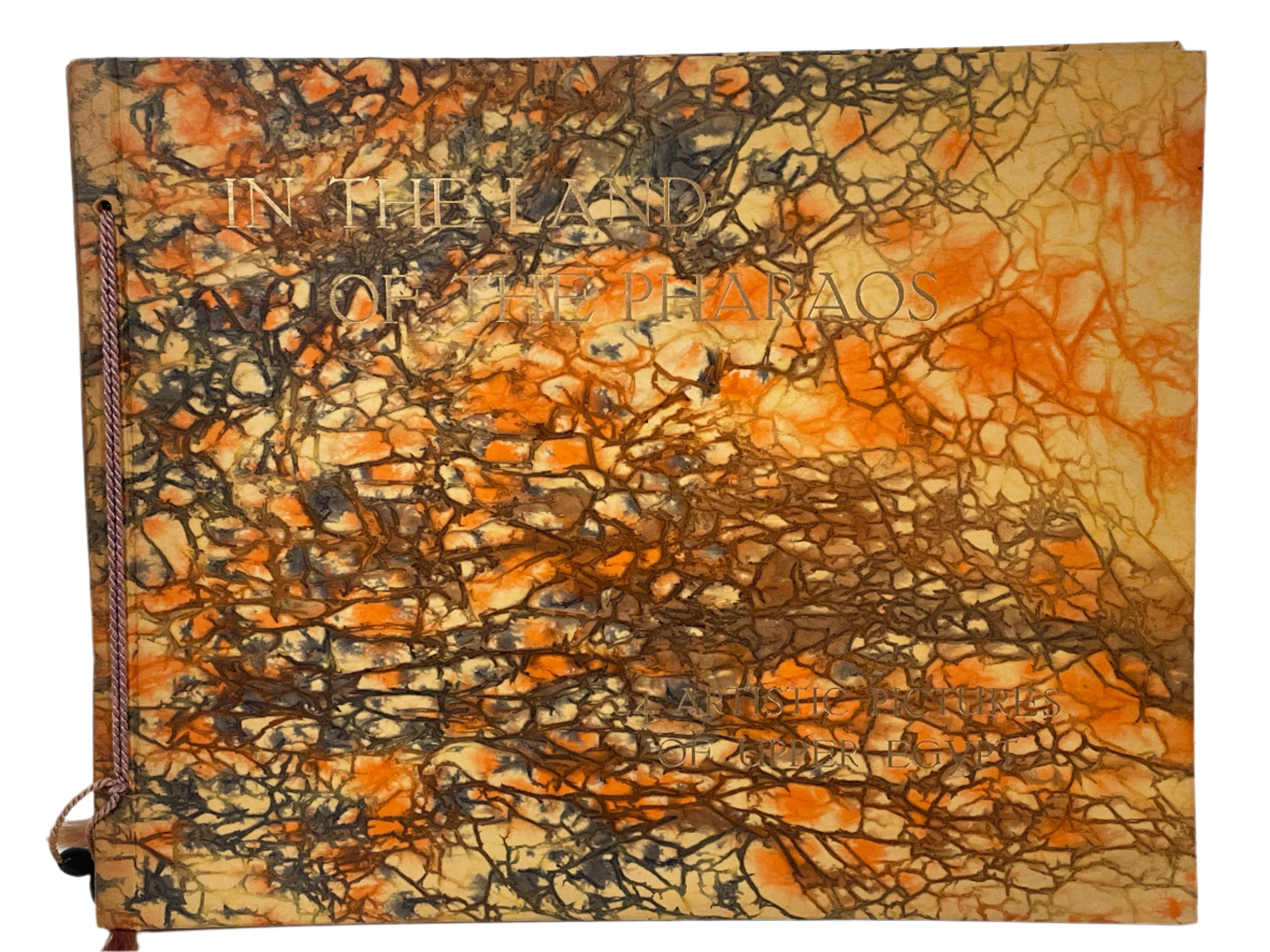 Voir le livre / Au pays des PHARAONS 24 images artistiques de la Haute-Égypte