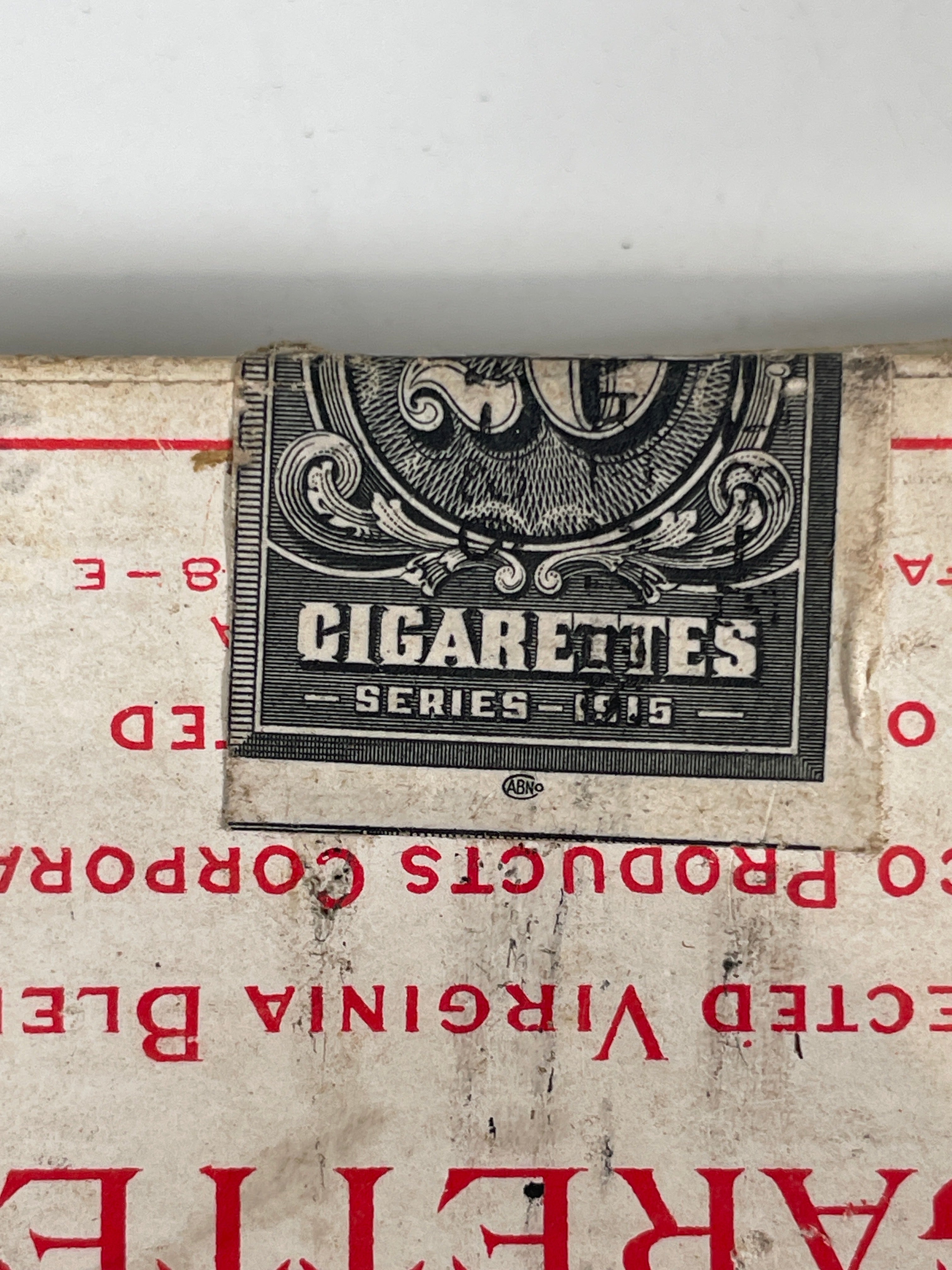 Boîte à cigarettes à charnière vintage Philip Morris Virginia Ovals avec timbre fiscal vide