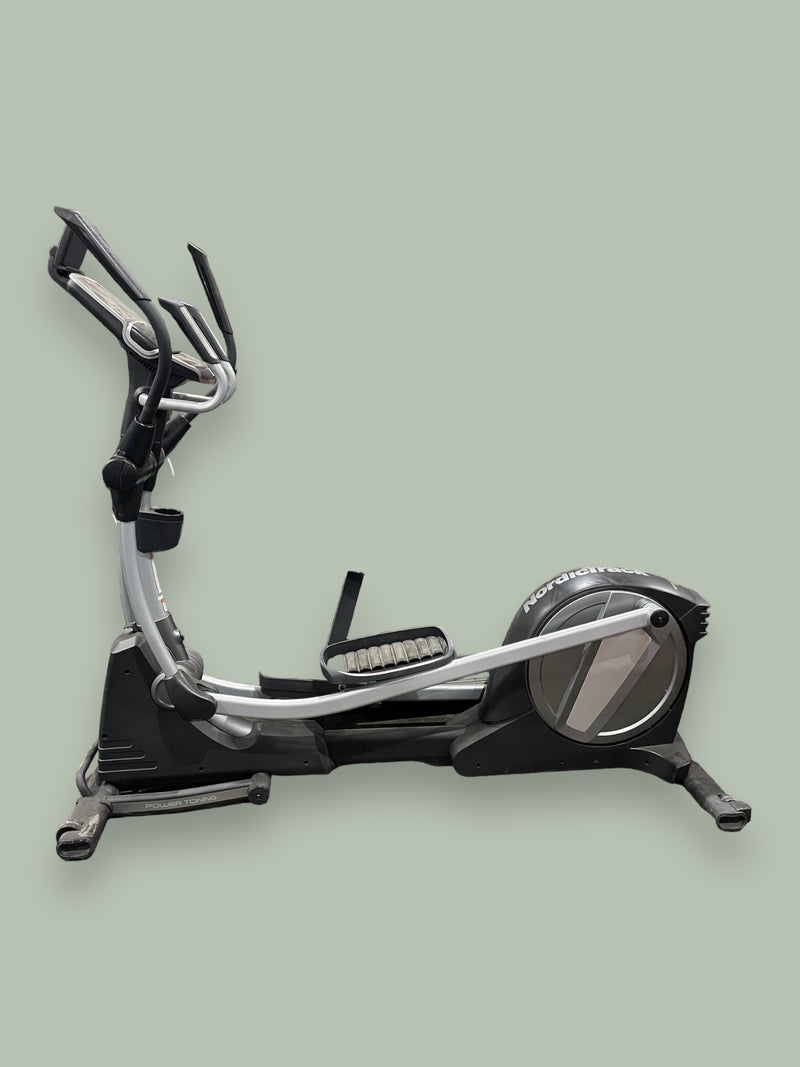 NordicTrack SE7i Elliptical Trainer