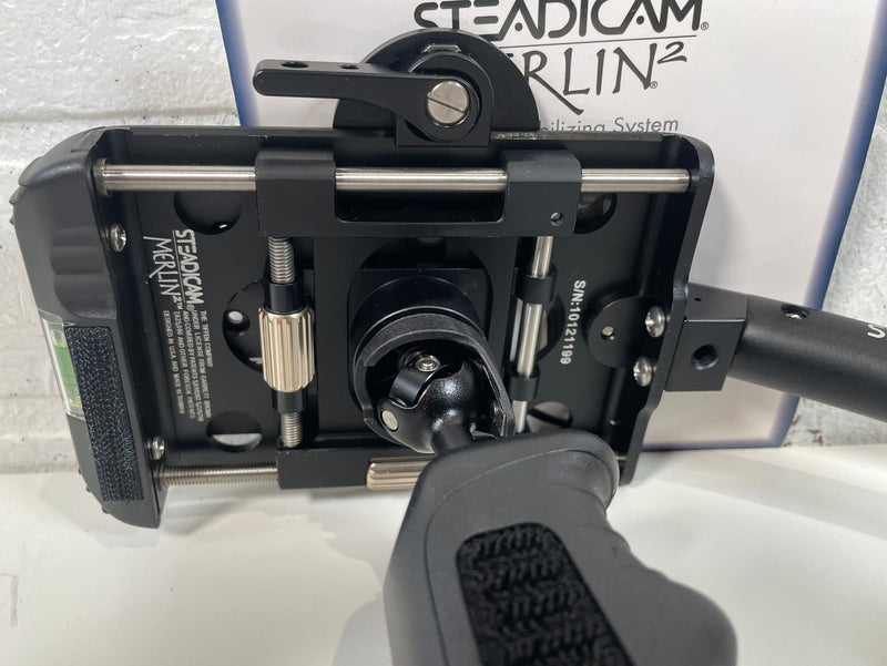 Système de stabilisation de contrepoids pour caméra Steadicam Merlin avec étui en mousse rigide