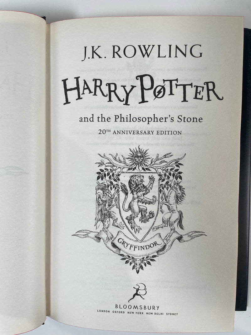 Harry Potter and the Philosopher's Stone - Gryffindor Edition by Rowling, J.K.