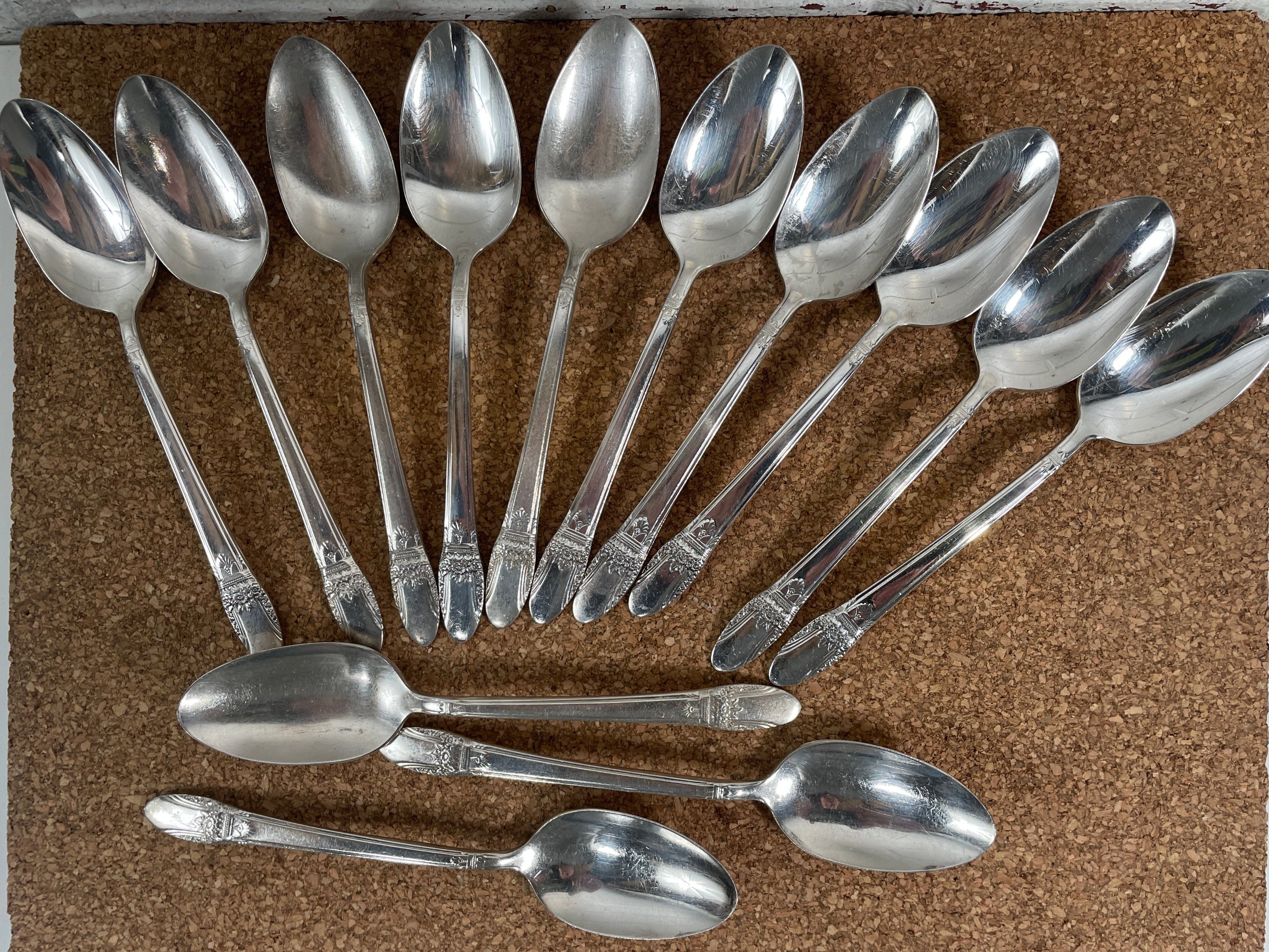 Set of 13 Rogers 1847. Silverware. Teaspoons