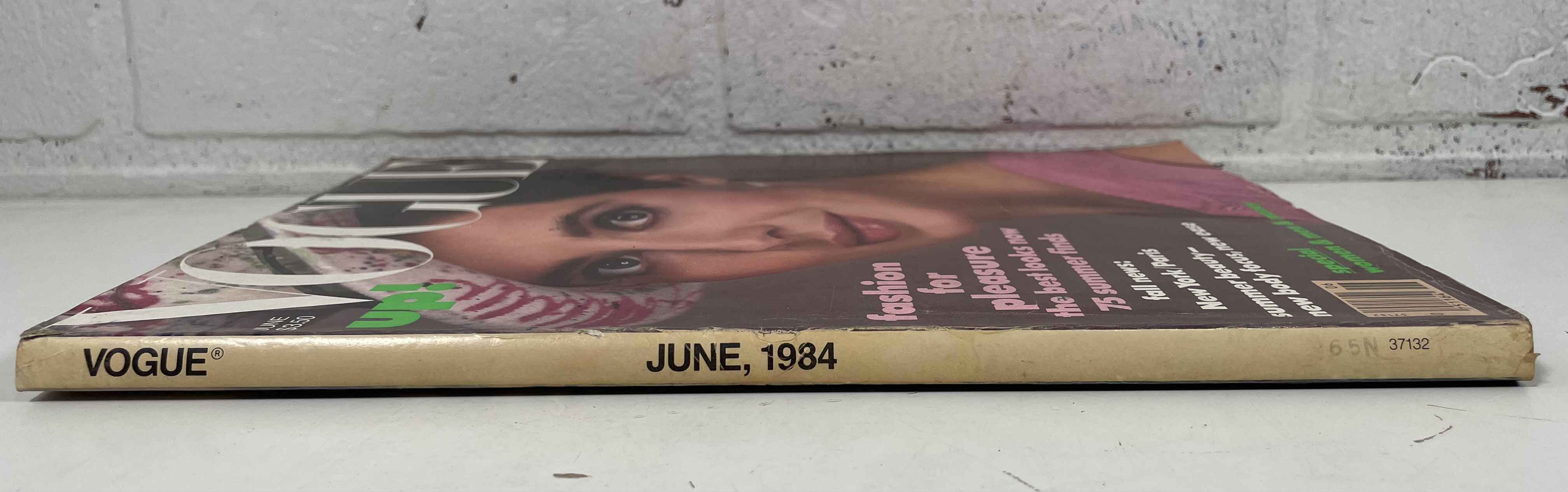 Vintage Vogue Magazine - June 1984 - Isabella Rossellini