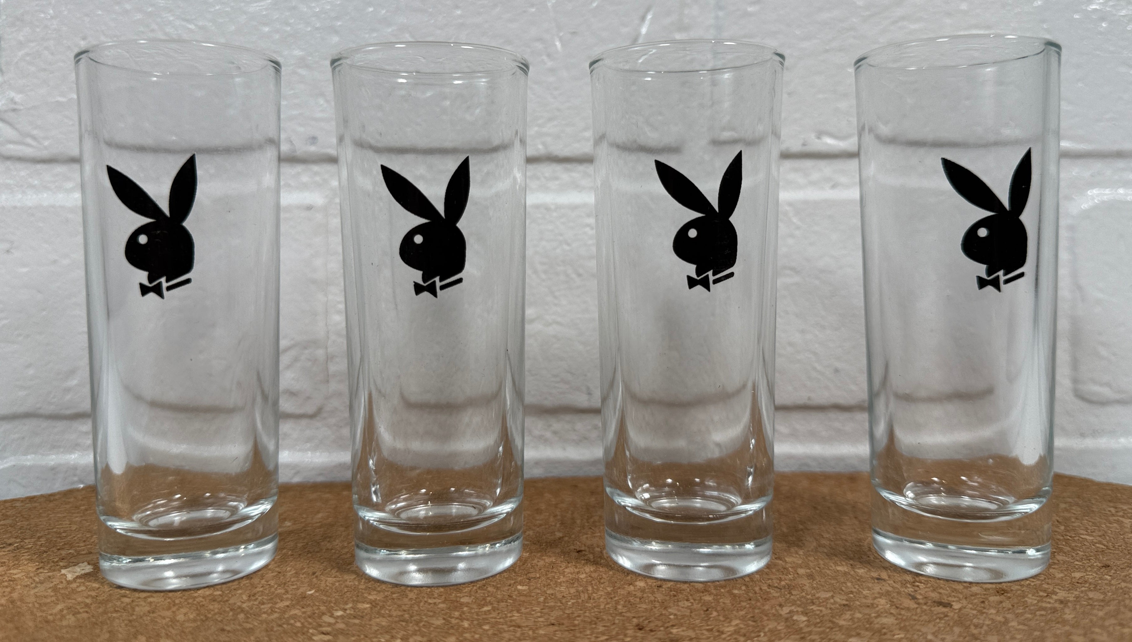 Verres à liqueur Playboy vintage – Lot de 4 pièces de collection