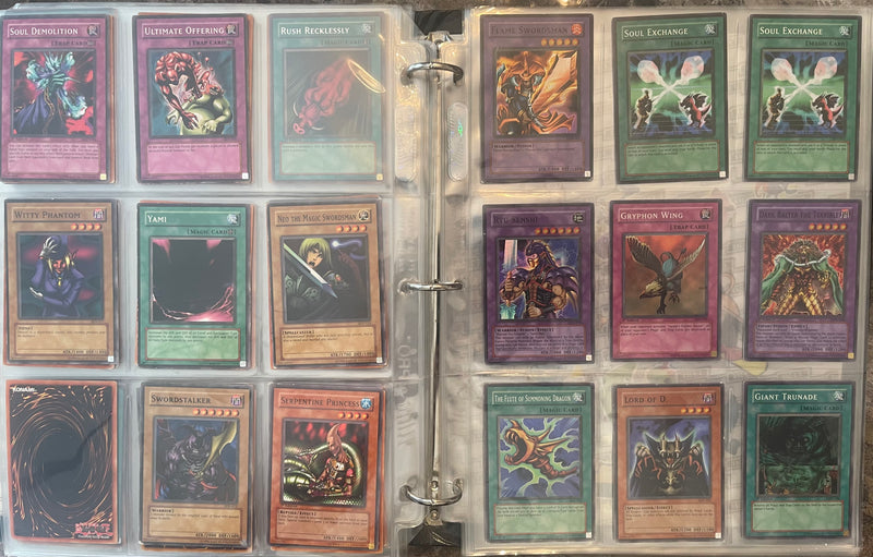 Collection de cartes à collectionner Yu-Gi-Oh!