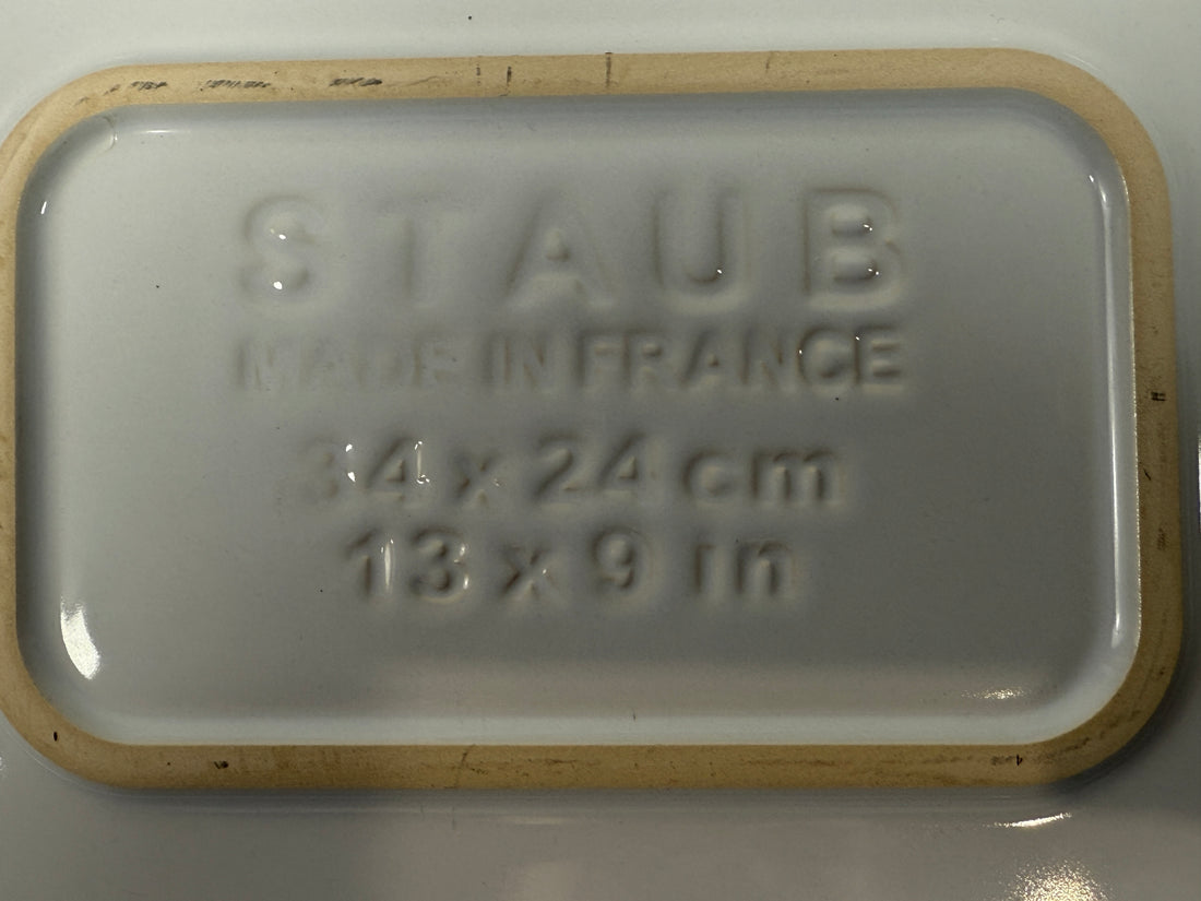 Plat rectangulaire en céramique Staub moderne – 9 x 13 po, blanc