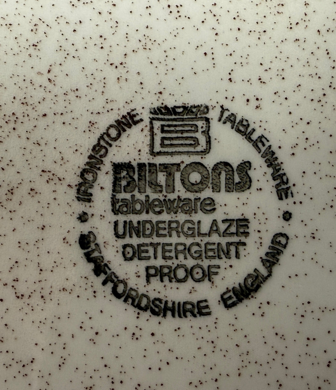 Vintage Biltons Ironstone 12-Piece Dinnerware Set – Retro Starburst – Staffordshire, England – 1960s/70s