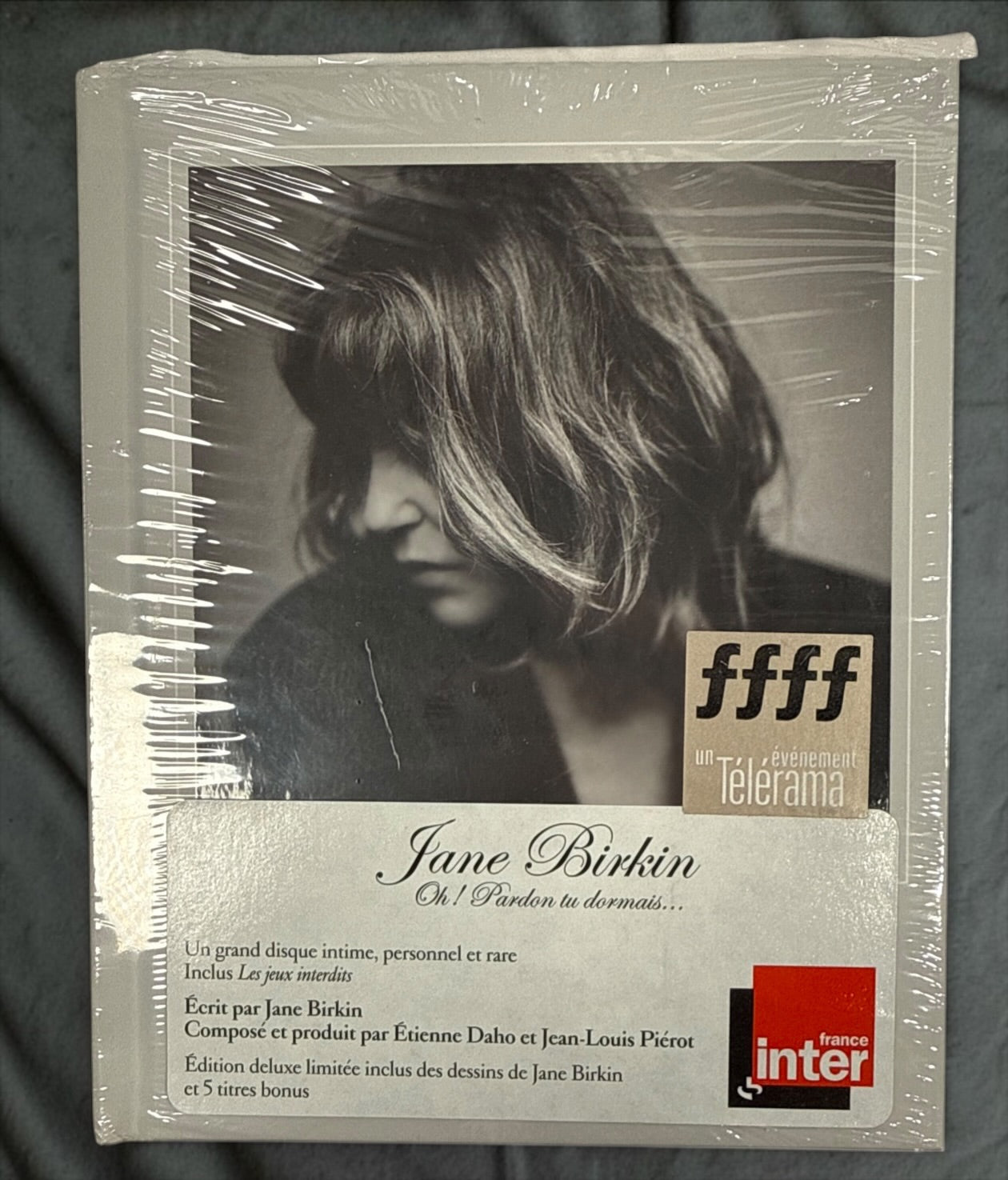Jane Birkin Oh ! Pardon tu dormais… 2020 limited deluxe CD book edition with bonus tracks and Jane Birkin drawings. Factory sealed