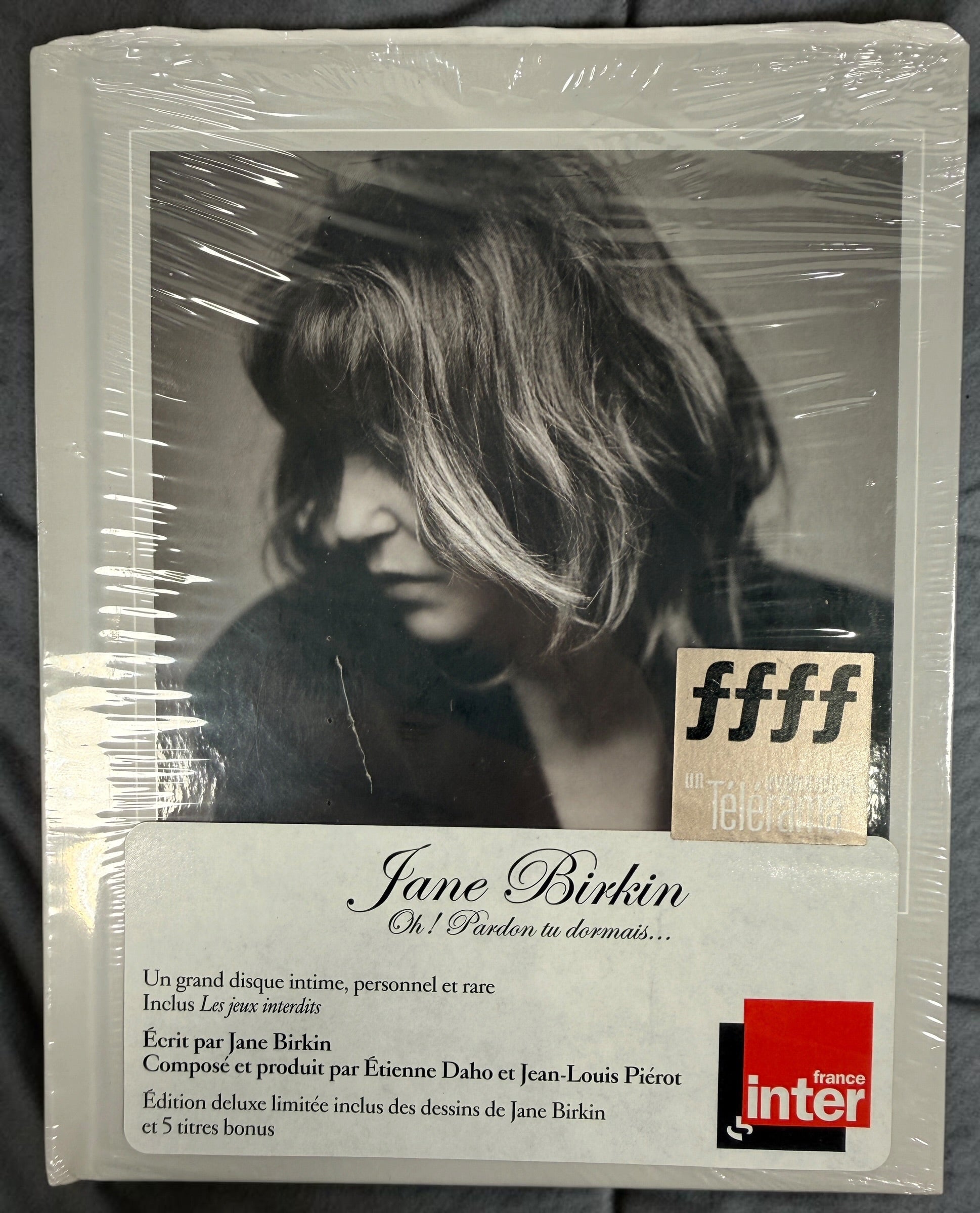 Jane Birkin Oh ! Pardon tu dormais… 2020 limited deluxe CD book edition with bonus tracks and Jane Birkin drawings. Factory sealed