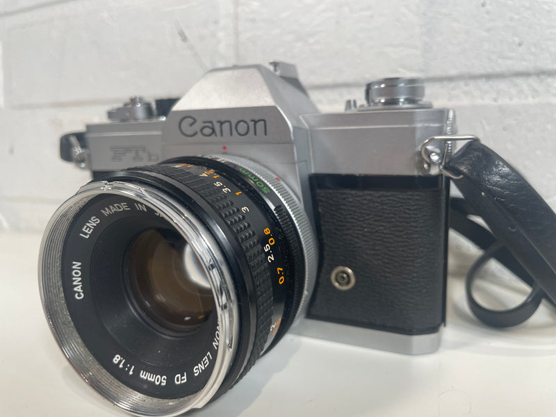 Appareil photo reflex Canon FTb QL 35 mm avec objectif 50 mm f/1,8 FD - Testé et fonctionnel !