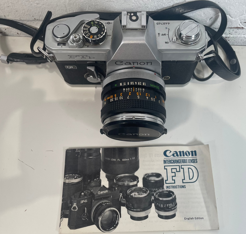 Appareil photo reflex Canon FTb QL 35 mm avec objectif 50 mm f/1,8 FD - Testé et fonctionnel !