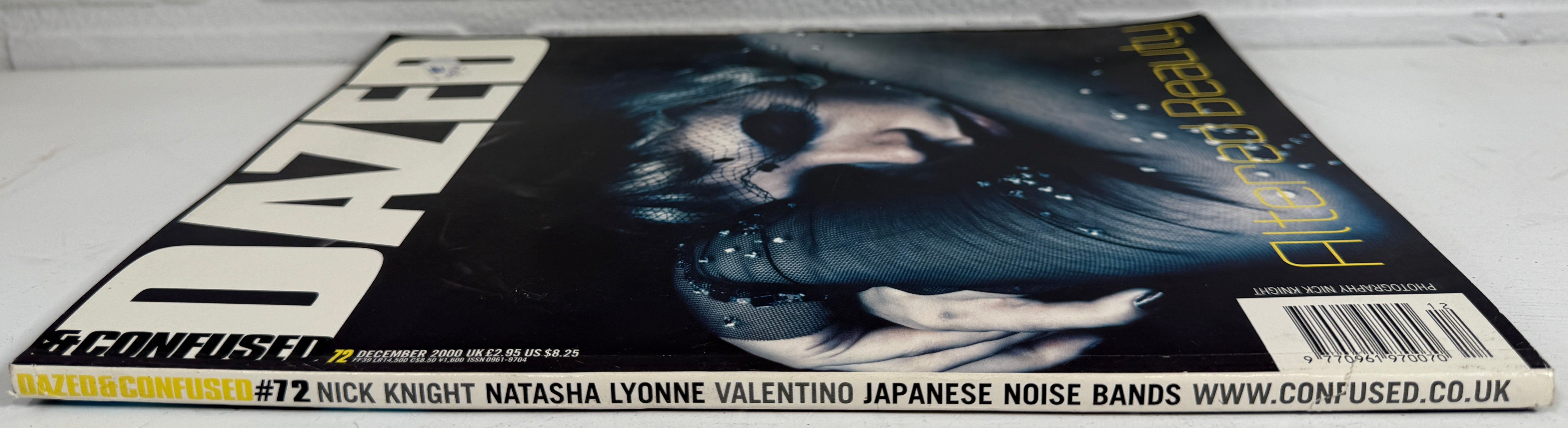 Y2K Dazed &amp; Confused #72 – Couverture de Nick Knight, Beauté altérée