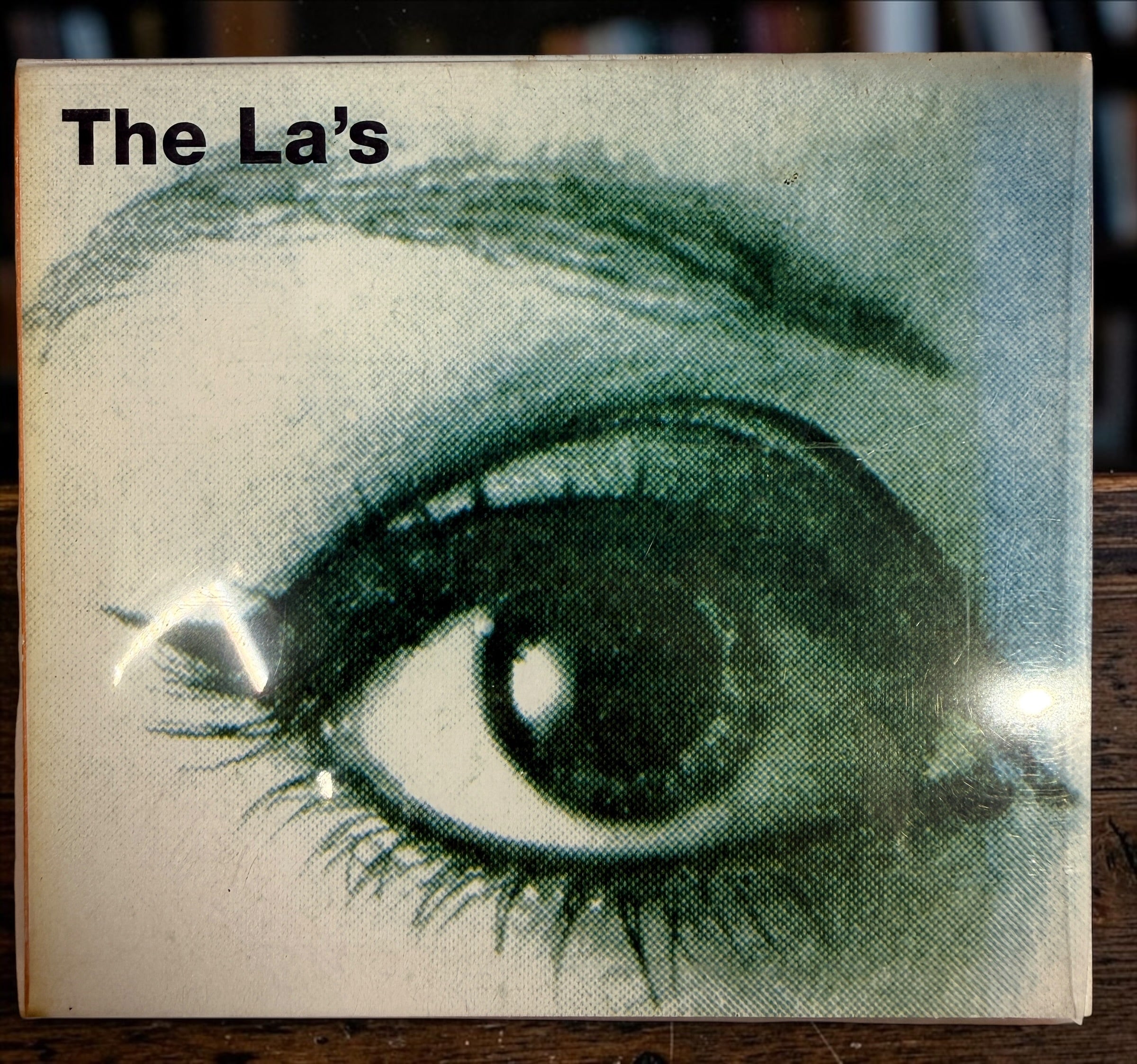 The La’s 2008 Deluxe Edition 2-CD set with 38 tracks, rare sessions, alternate mixes and the lost Mike Hedges album. Complete used copy.