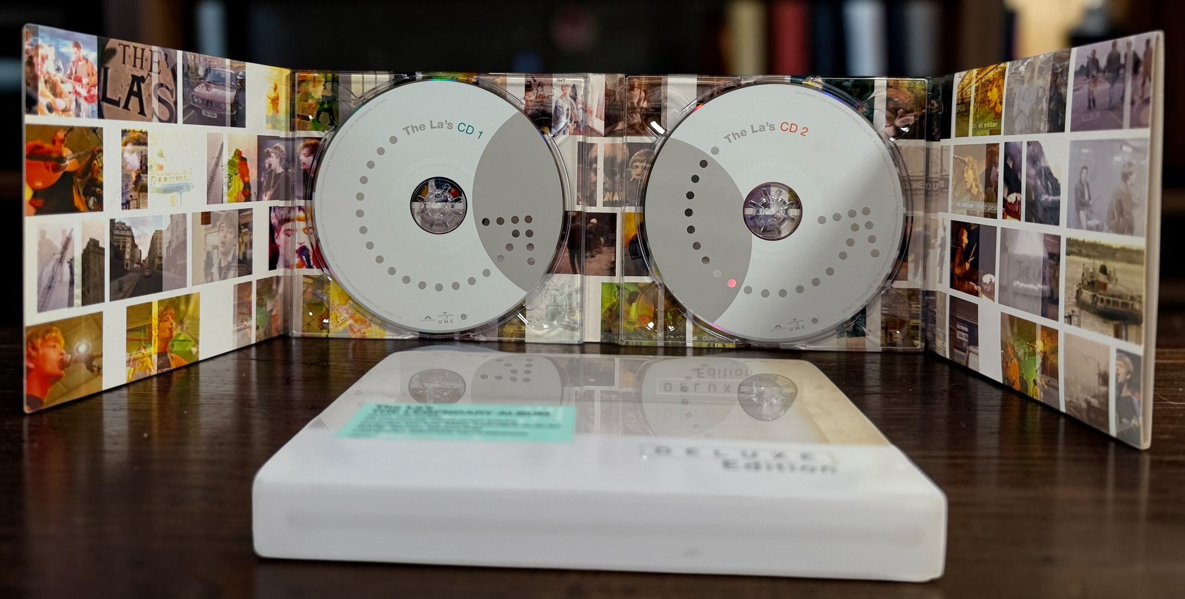 The La’s 2008 Deluxe Edition 2-CD set with 38 tracks, rare sessions, alternate mixes and the lost Mike Hedges album. Complete used copy.