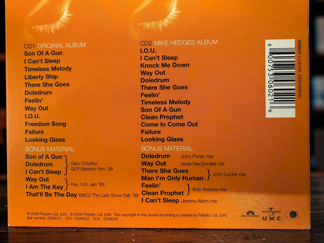 The La’s 2008 Deluxe Edition 2-CD set with 38 tracks, rare sessions, alternate mixes and the lost Mike Hedges album. Complete used copy.