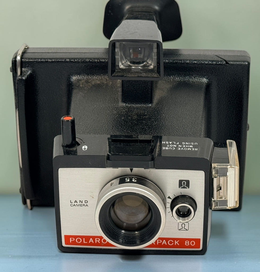 Vintage 1970s Polaroid Colorpack 80 Land Camera with fitted case. Untested, sold as-is and ideal for collectors, display or vintage décor.