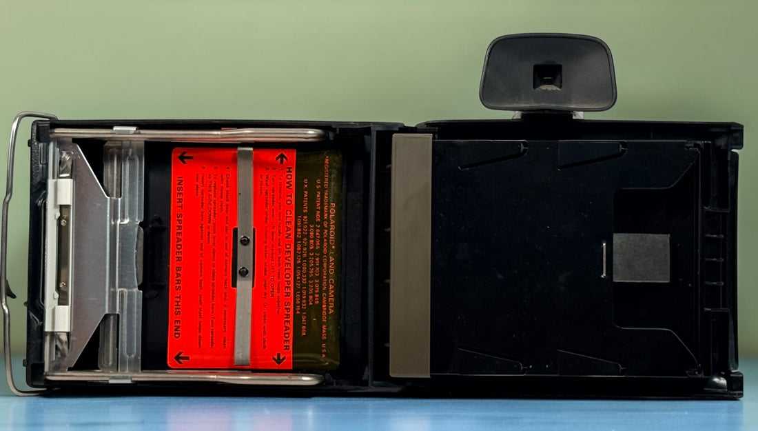 Vintage 1970s Polaroid Colorpack 80 Land Camera with fitted case. Untested, sold as-is and ideal for collectors, display or vintage décor.