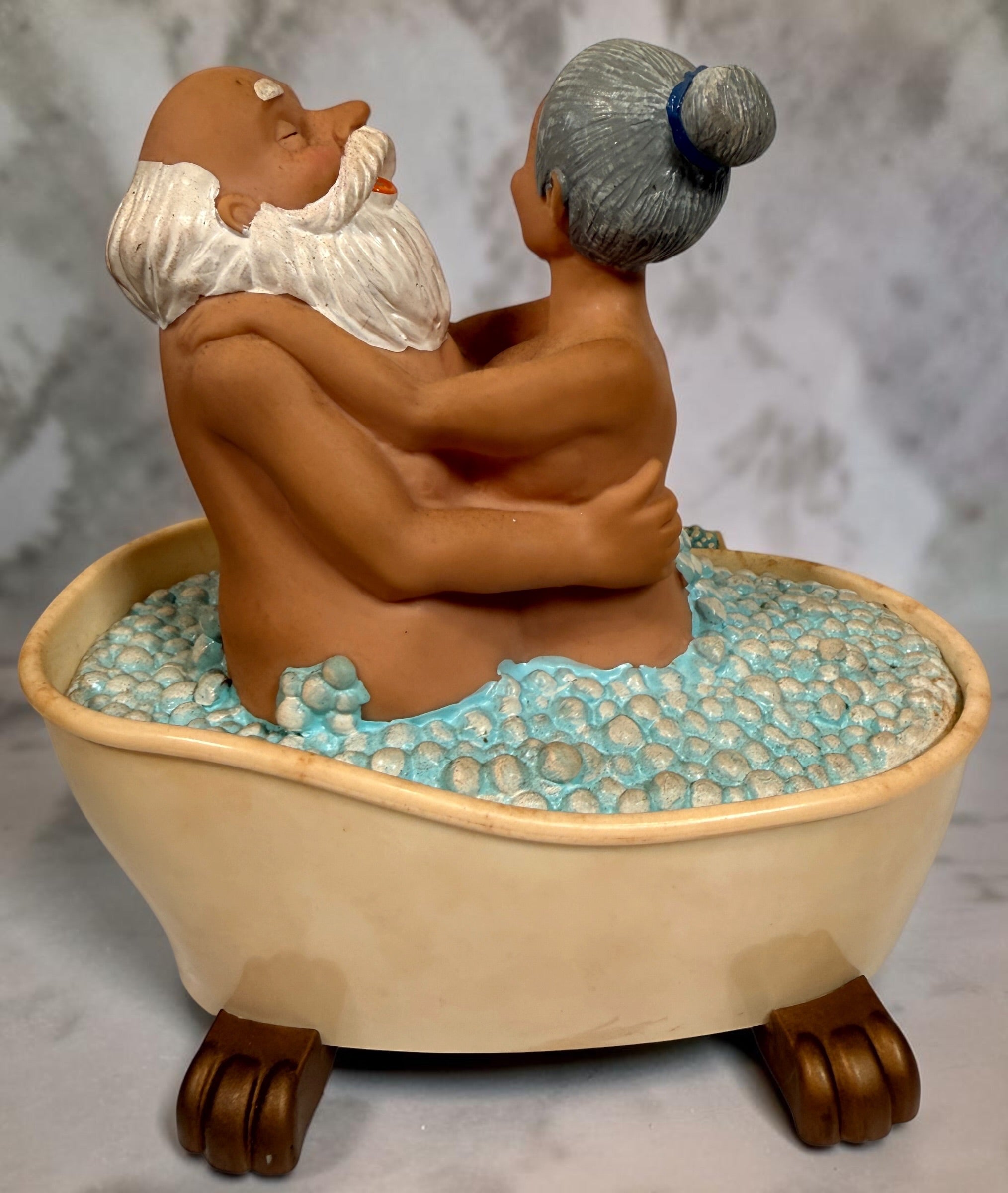 Vintage Rocking Oldies sound-activated musical bathtub couple figurine with animated movement and original box. Works fine and sold as-is.