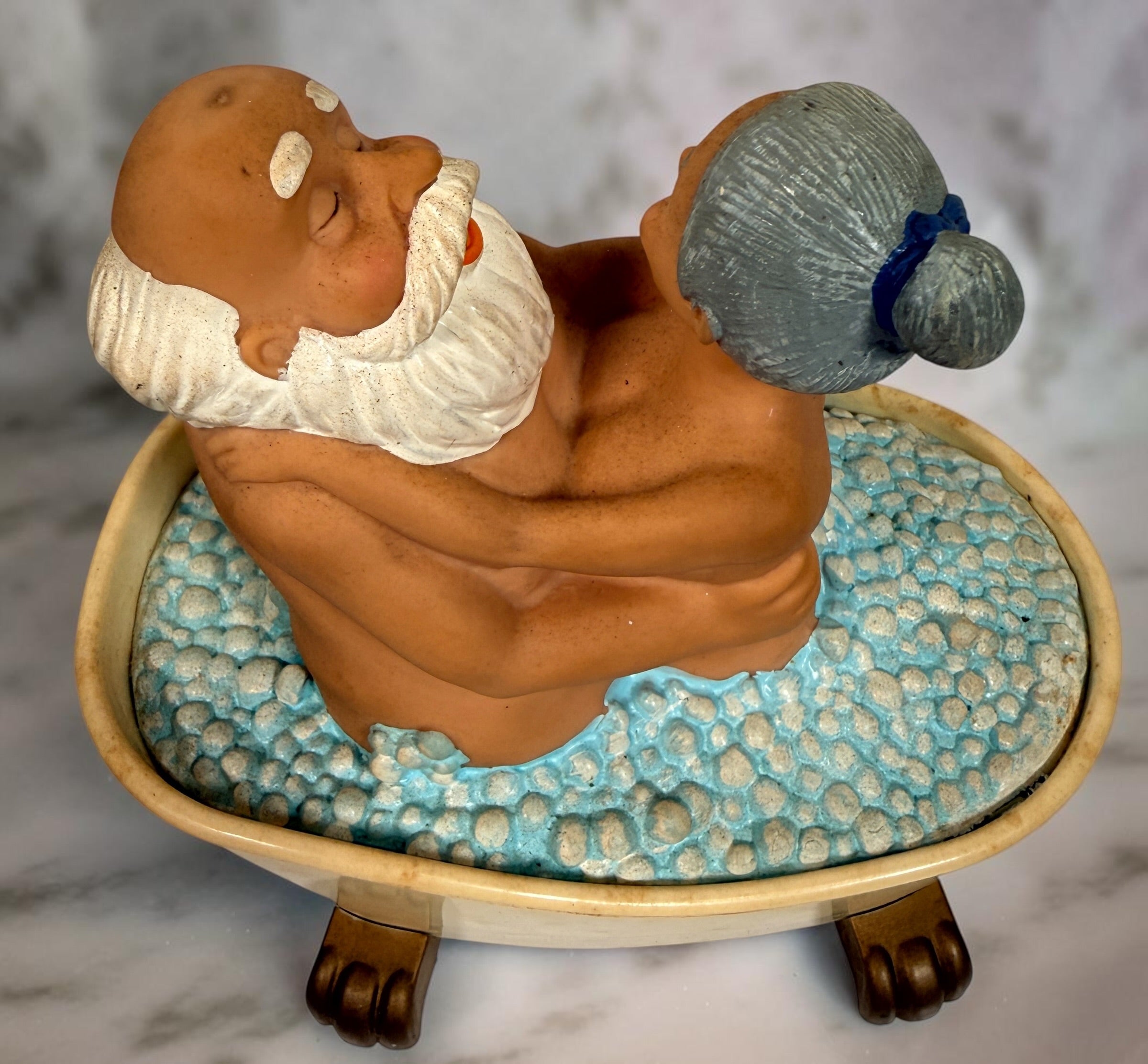 Vintage Rocking Oldies sound-activated musical bathtub couple figurine with animated movement and original box. Works fine and sold as-is.
