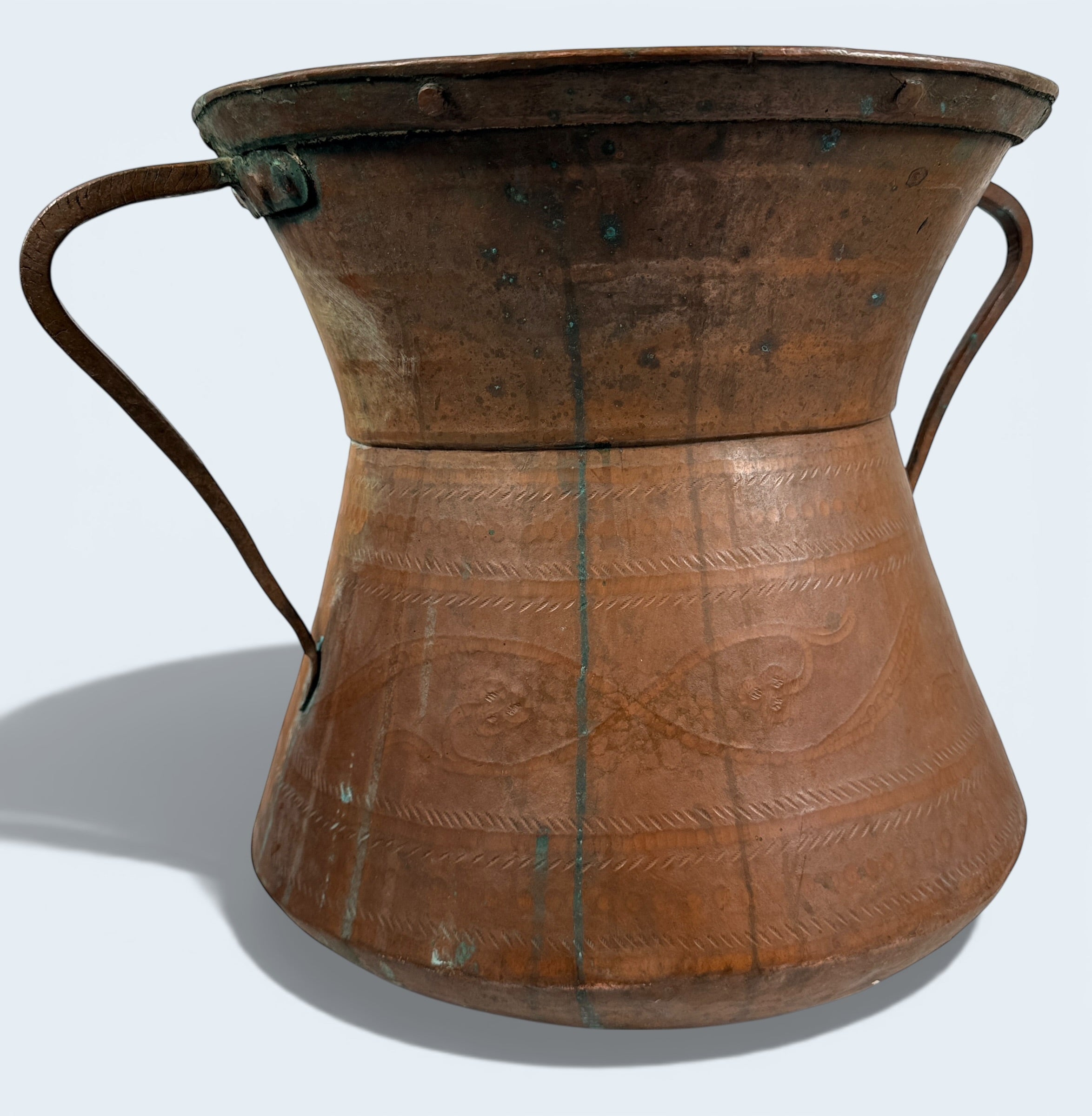 Vintage 19th-century hammered copper dairy cauldron with forged iron handles. Rustic farmhouse decor piece with workshop stamp and patina. European provincial.