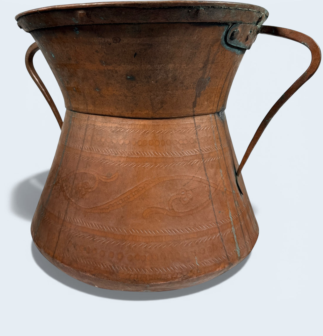 Vintage 19th-century hammered copper dairy cauldron with forged iron handles. Rustic farmhouse decor piece with workshop stamp and patina. European provincial.