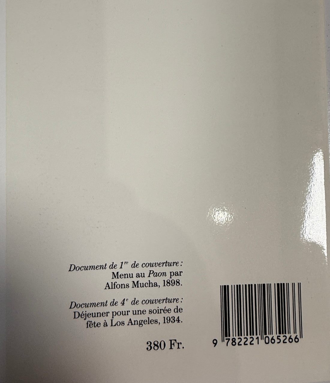 Livre d'histoire à couverture rigide – Illustré de 1751 à nos jours (français)