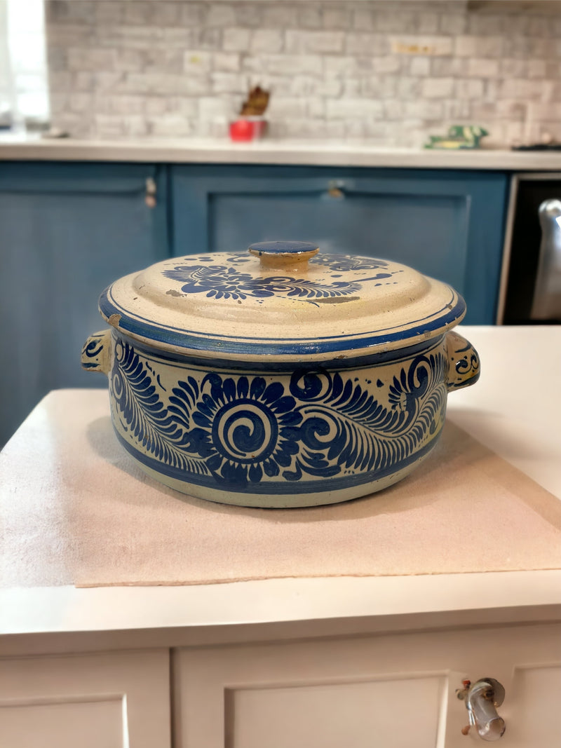 Cocotte en poterie mexicaine