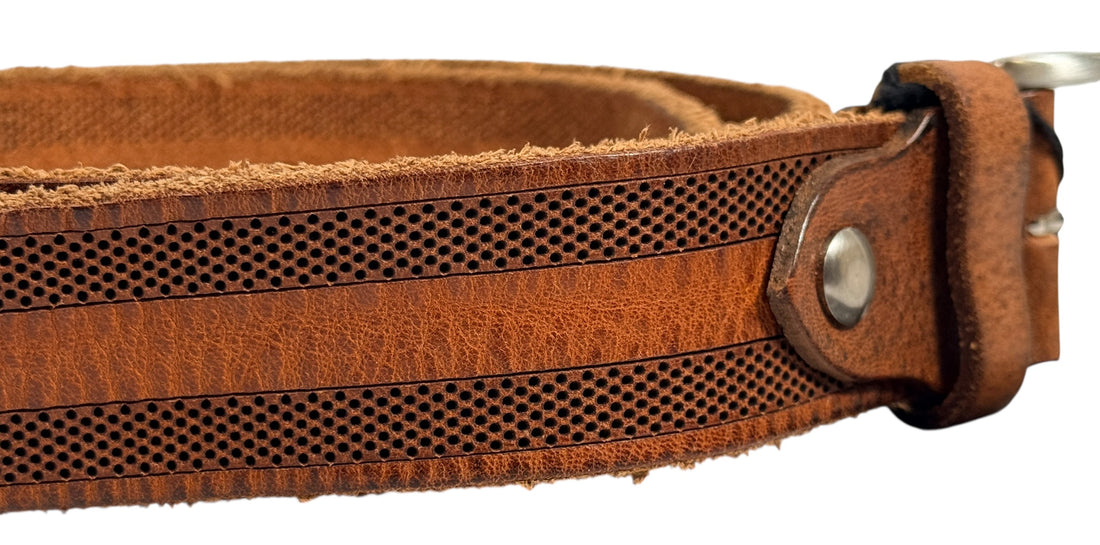 Bench Craft brown leather men’s belt size 32 with perforated detail. New with tags, durable everyday belt priced below retail.