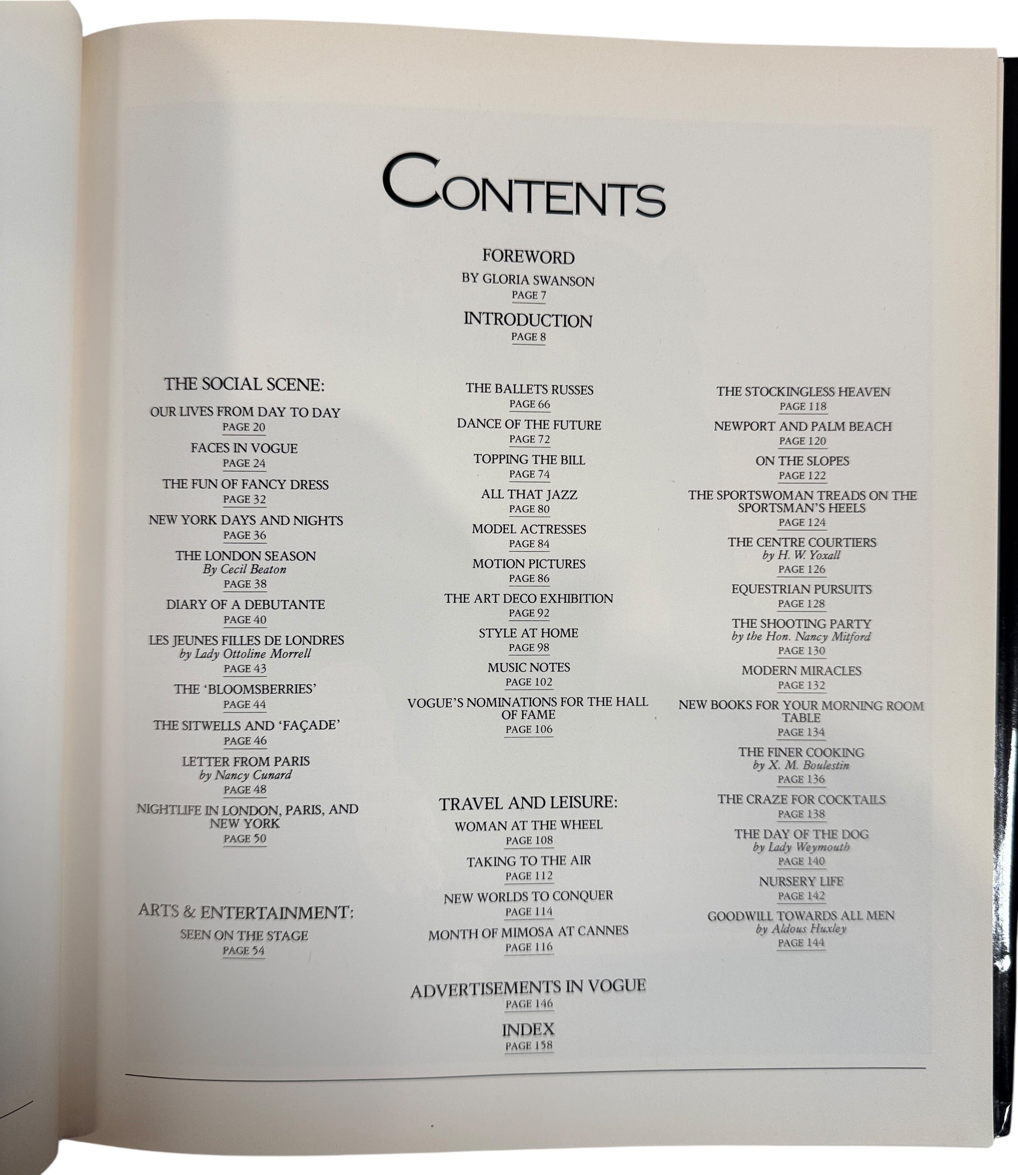 Livre d'histoire de la mode des années 1920 : Les années vingt en vogue (édition reliée)