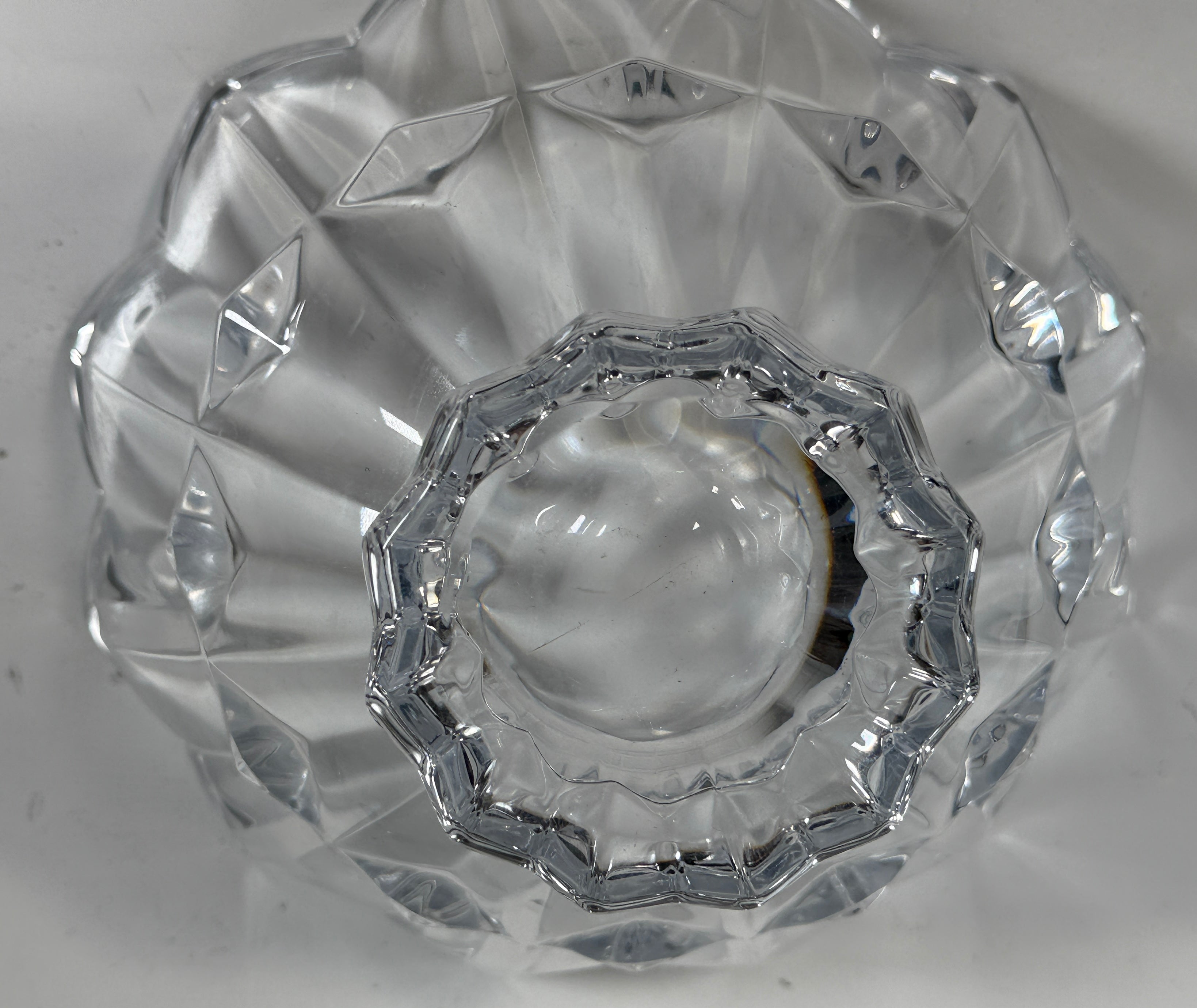 Vintage Cut Crystal Bowl – Petal Rim & Faceted Design