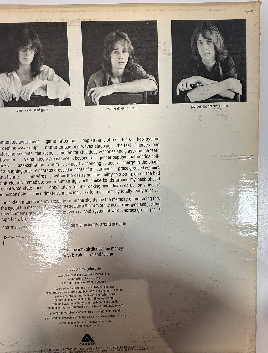 1975 Patti Smith Horses LP – Arista Punk Classic