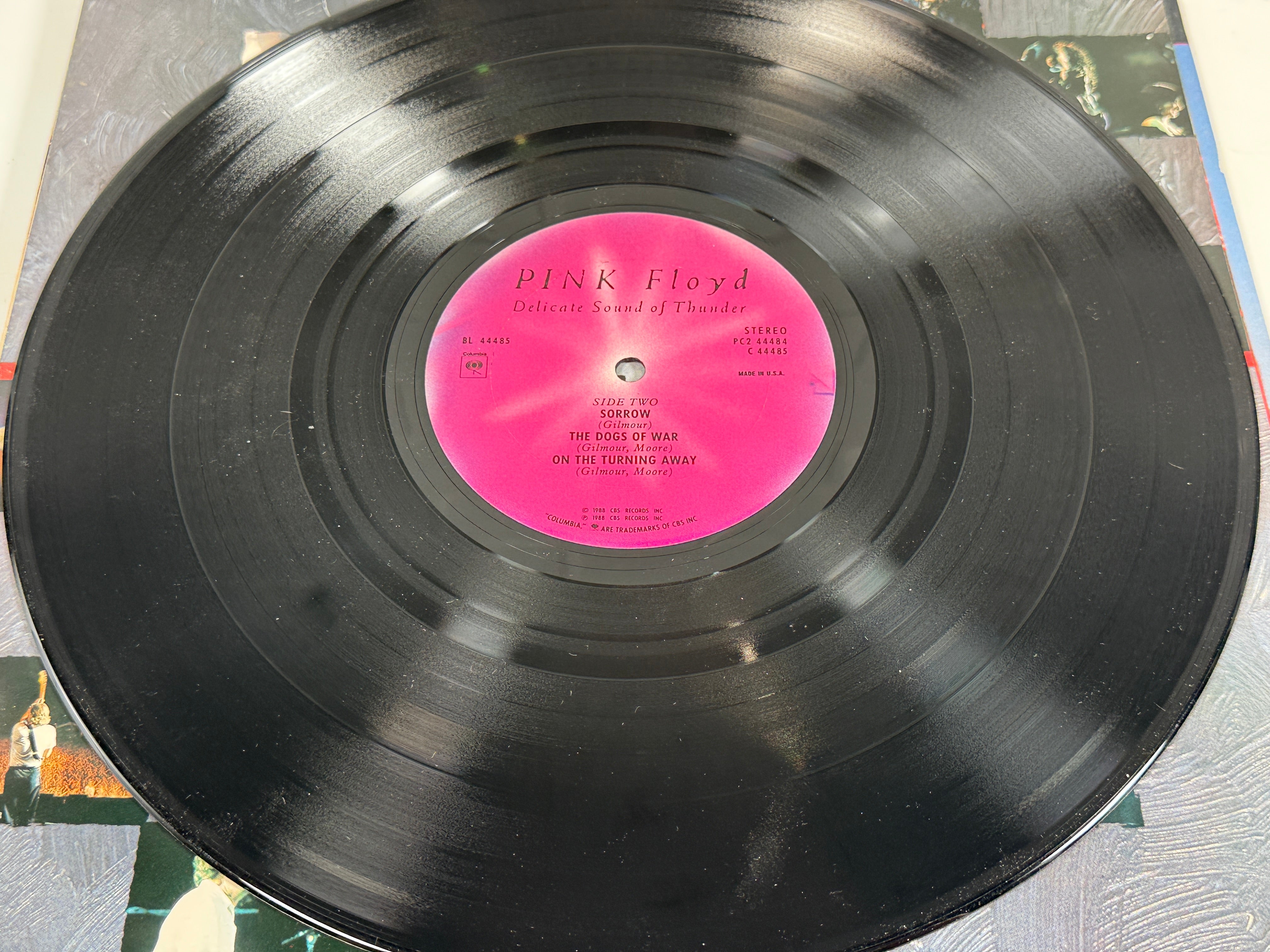 Pink Floyd- Delicate Sound of Thunder 2 LP - Columbia, PC2 44484