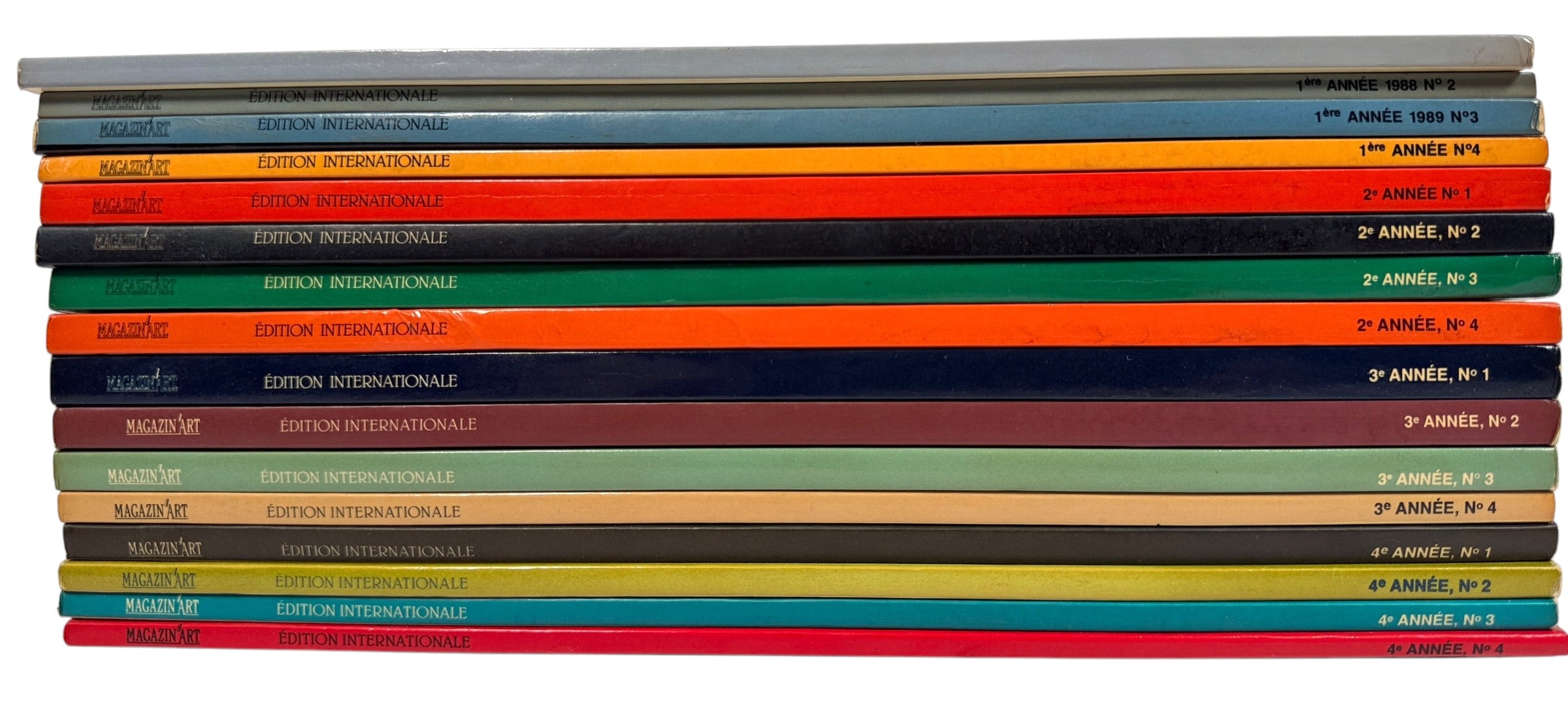 Vintage Magazin’Art collection of 16 early issues featuring Quebec and Canadian artists, galleries, exhibitions and richly illustrated fine art.