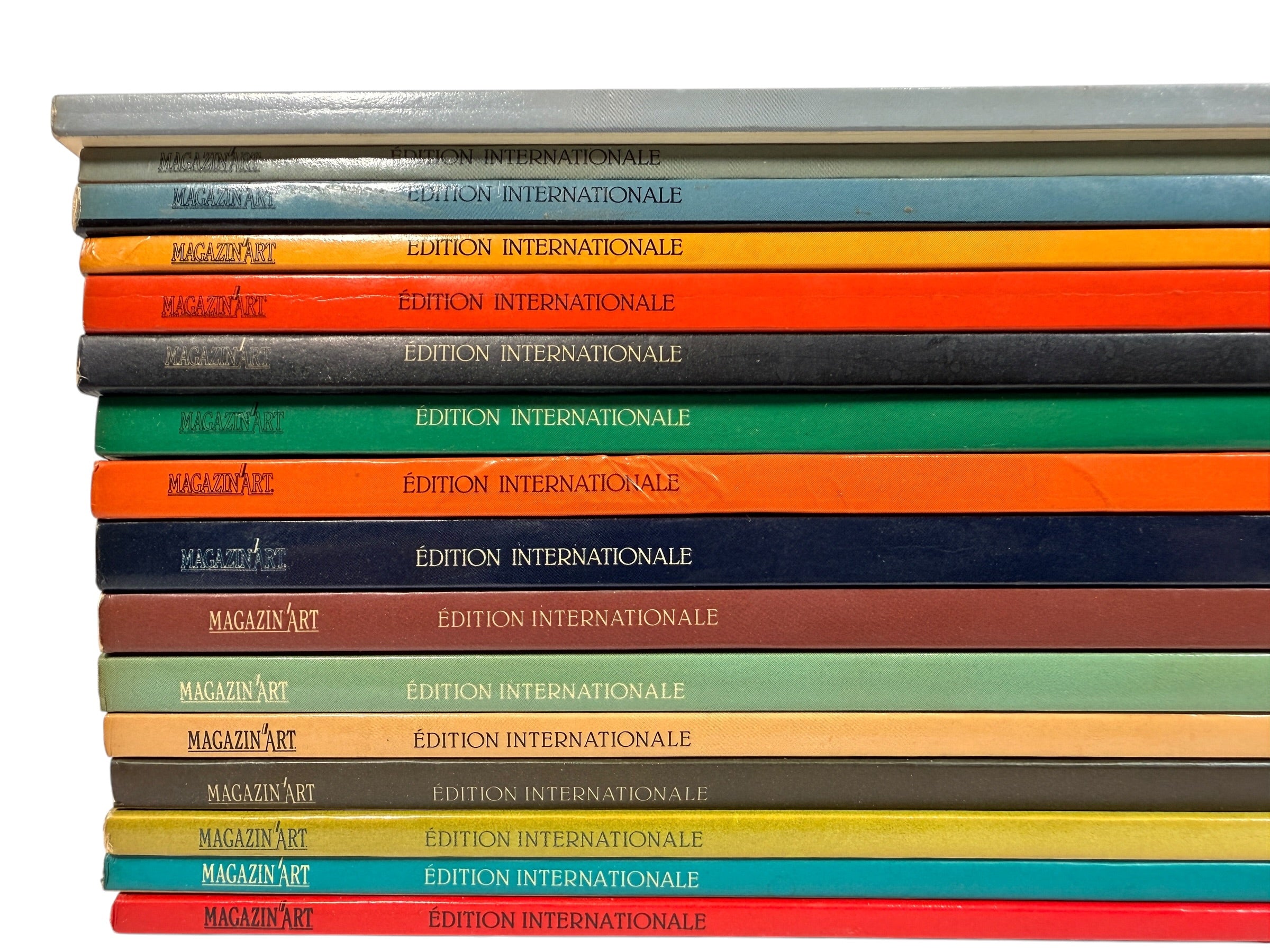 Vintage Magazin’Art collection of 16 early issues featuring Quebec and Canadian artists, galleries, exhibitions and richly illustrated fine art.