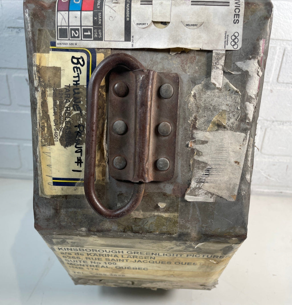 VINTAGE MOVIE FILM MAGAZINE Case Canister . Goldberg Bros. From Bethun