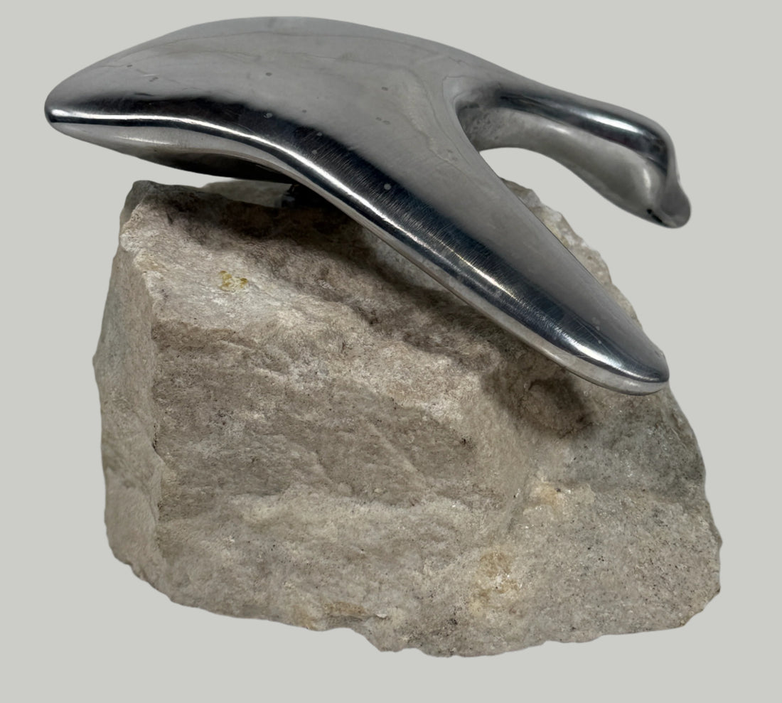 Mid-Century Modern Aluminum Seagull Sculpture on Natural Stone Base – Abstract Bird Art