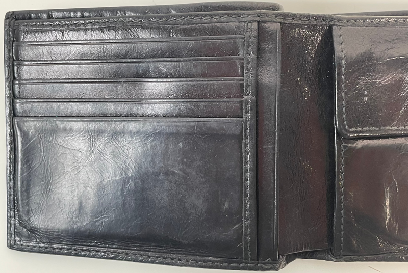 Hugo Boss  Asolo Leather Wallet in Black