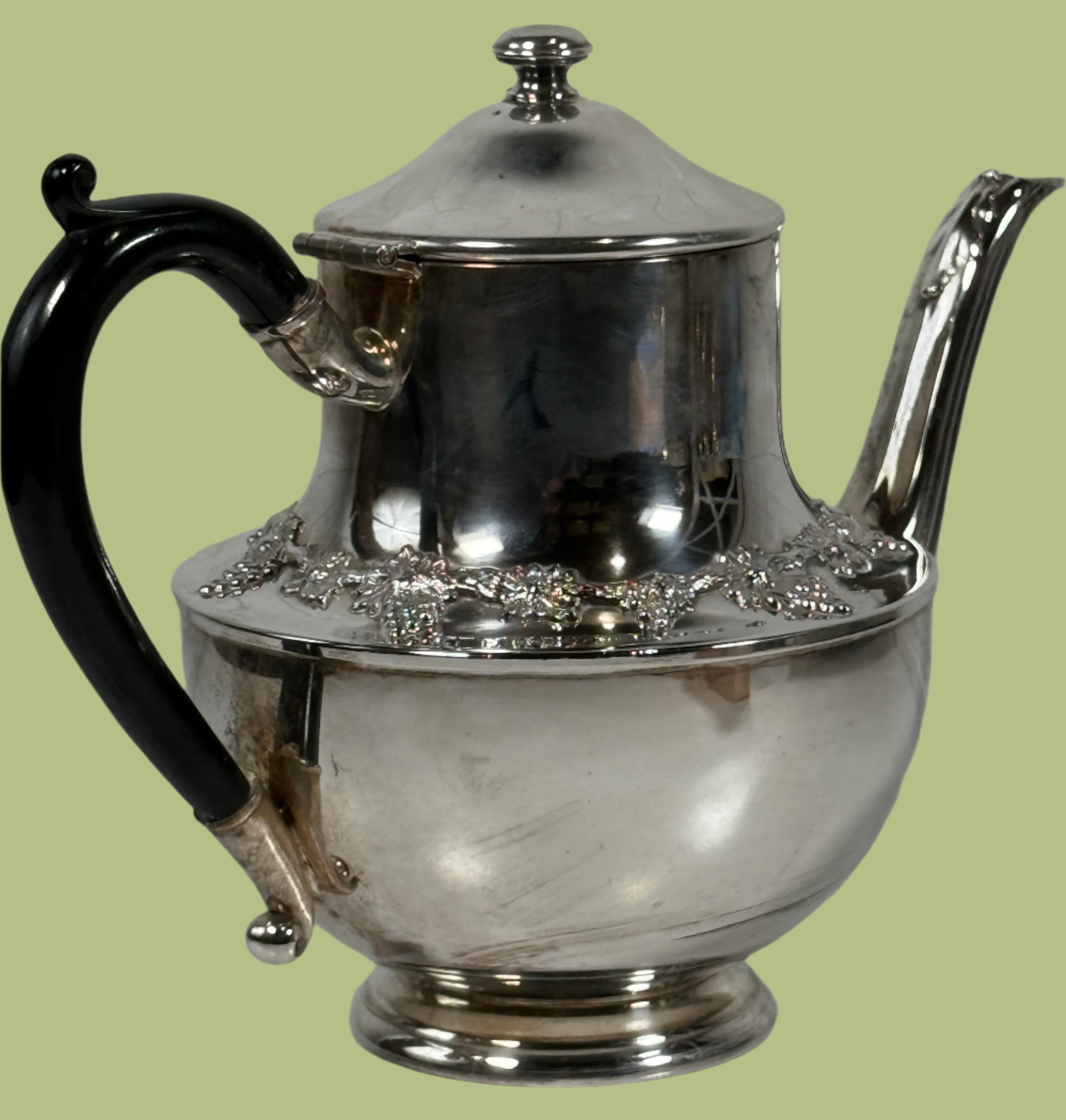Vintage Wm. A. Rogers Silverplate Teapot – Model 6133 – Old English Reproduction