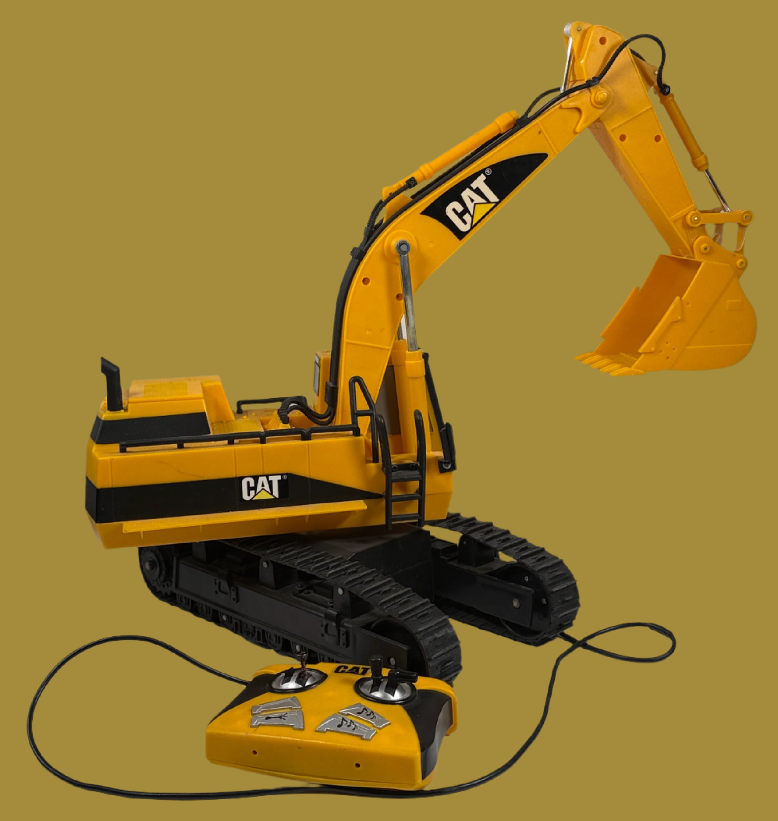 Excavatrice télécommandée CAT – Entièrement fonctionnelle – Contrôleur filaire – Testée – Action de ramassage réaliste