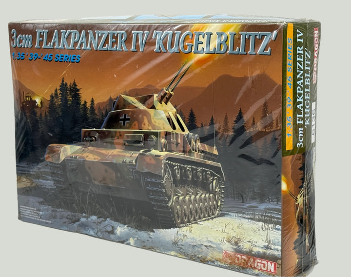 WWII German Kugelblitz Flakpanzer IV Model Kit – Dragon Sealed