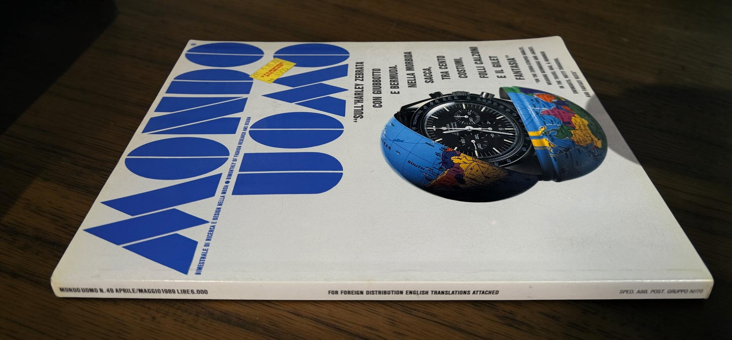 Mondo Uomo No. 49, April/May 1989 Italian men’s fashion magazine featuring an Omega Speedmaster cover, Cerruti 1881 and vintage 1980s style.