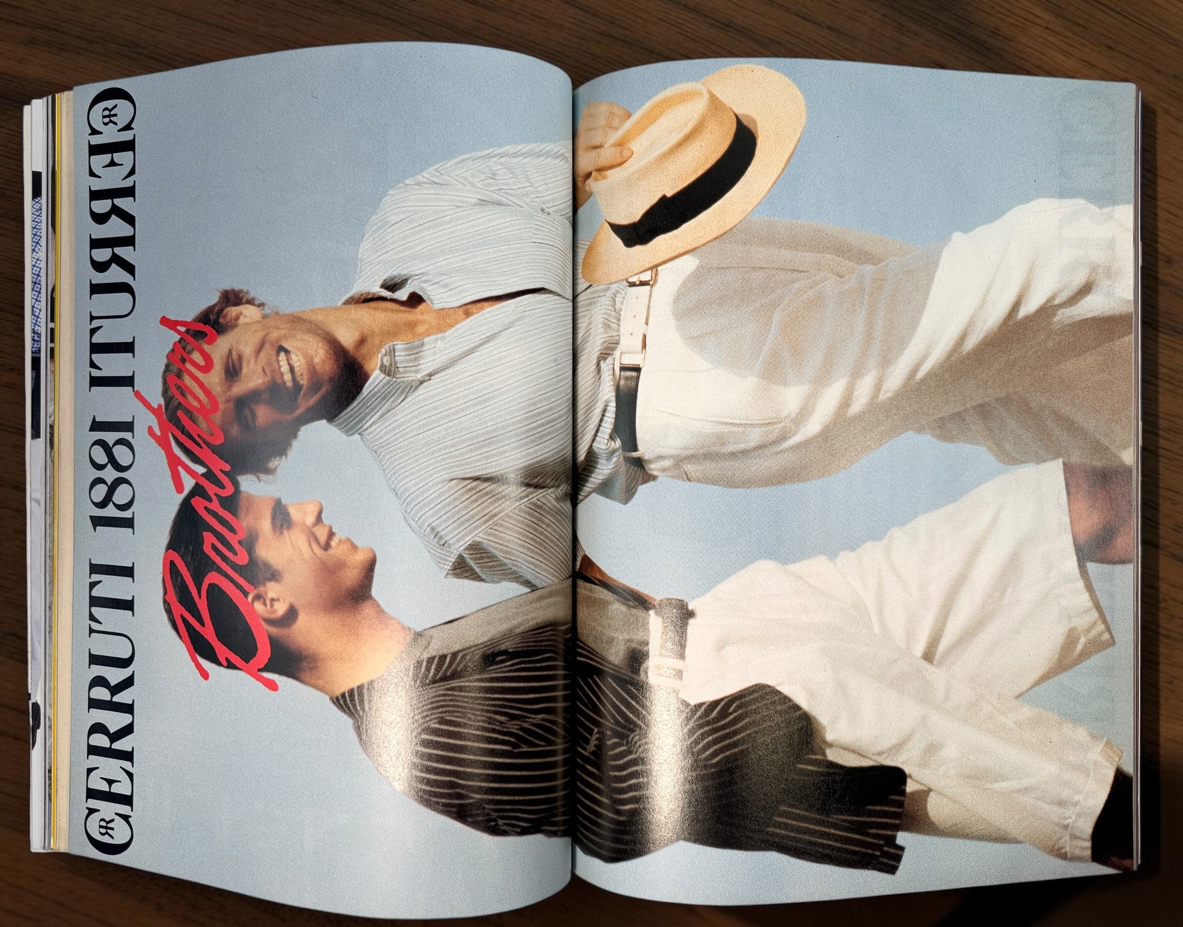 Mondo Uomo No. 49, April/May 1989 Italian men’s fashion magazine featuring an Omega Speedmaster cover, Cerruti 1881 and vintage 1980s style.