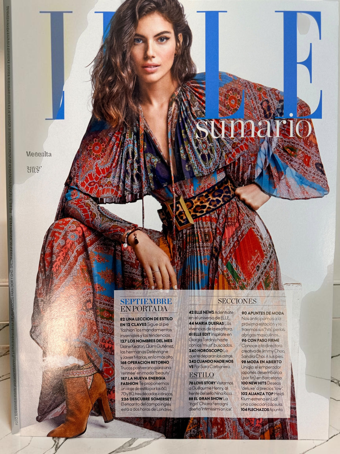 ELLE España September 2017 No. 372 featuring Shlomit Malka, Prada, Louis Vuitton, Missoni and Fall 2017 fashion editorials. Spanish edition.