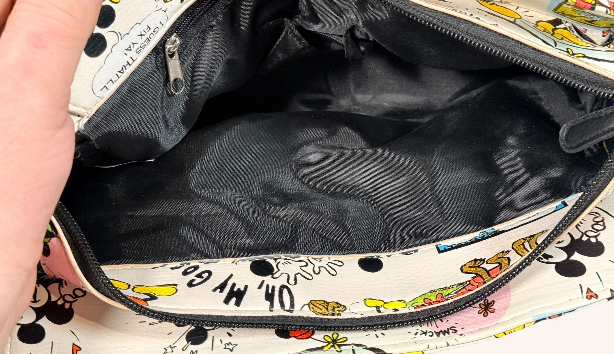 Disney Mickey Mouse collectible handbag with comic print design. Fun novelty purse for Disney fans, vintage style accessory in very good condition.