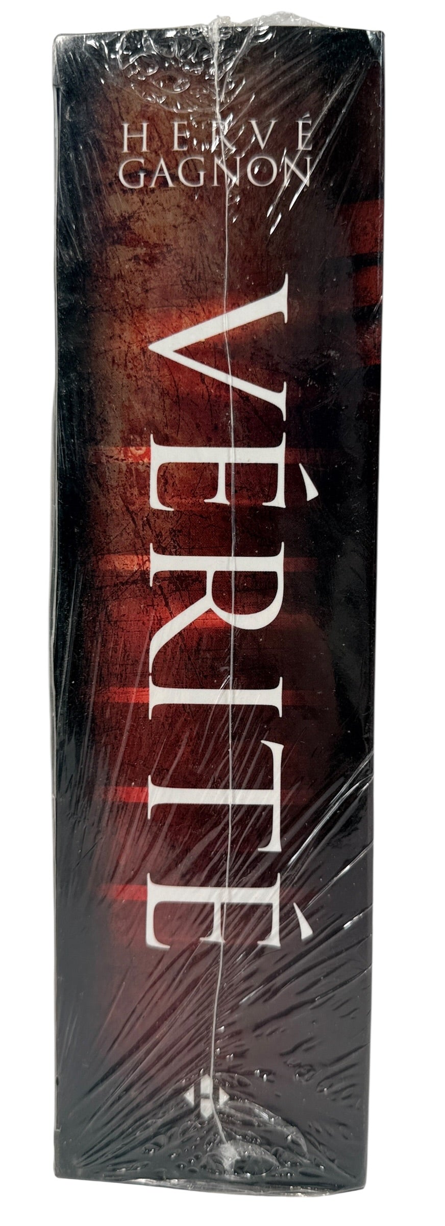 Sealed Hervé Gagnon La Vérité hardcover box set. French historical thriller novels in slipcase, excellent condition collectible Québec fiction edition.