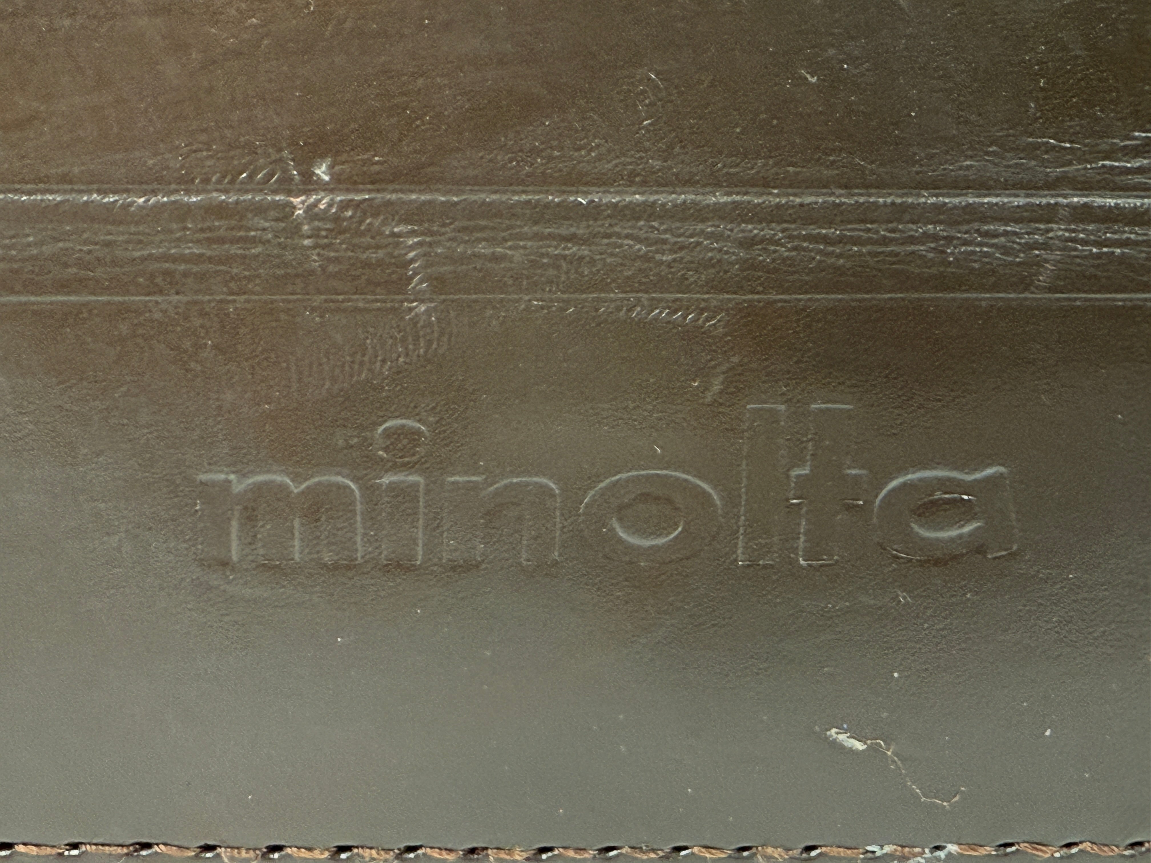 Vintage Minolta Auto Zoom 8 Movie Camera – Full Kit with Case & Manual