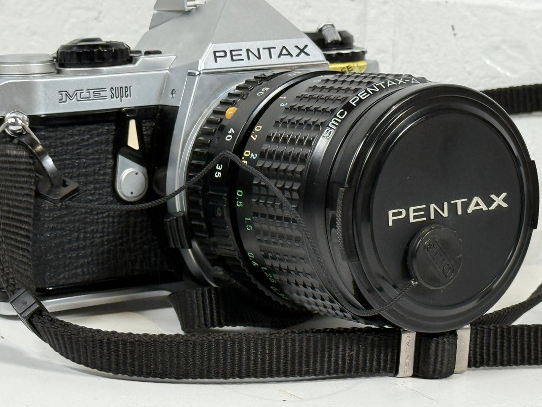 Pentax ME Super 35mm SLR Film Camera + SMC Pentax-A Zoom 28–80mm Lens – Untested – w/ Leather Case