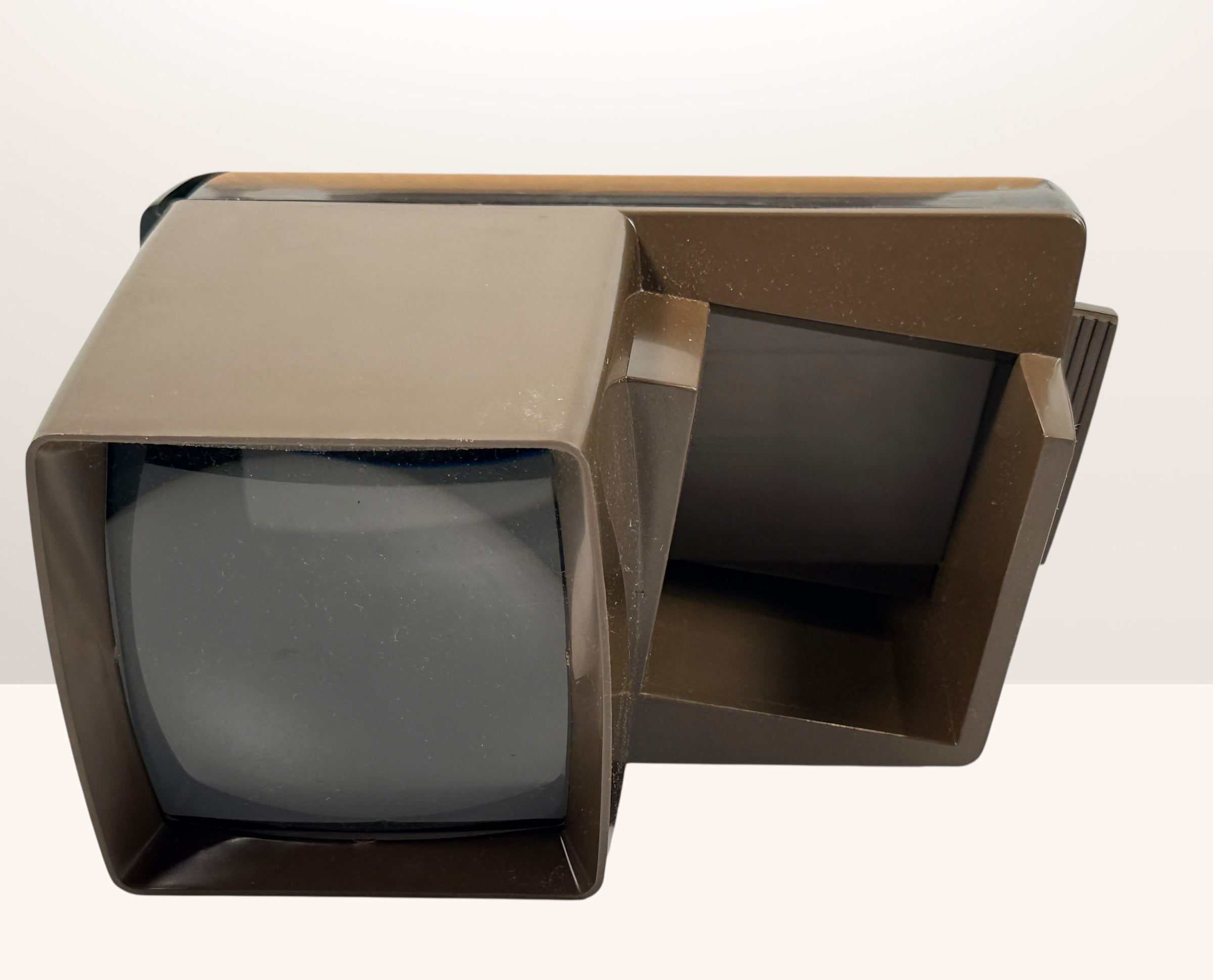 Vintage GAF Pana-Vue Automatic Slide Viewer, Lighted 2x2 Model.