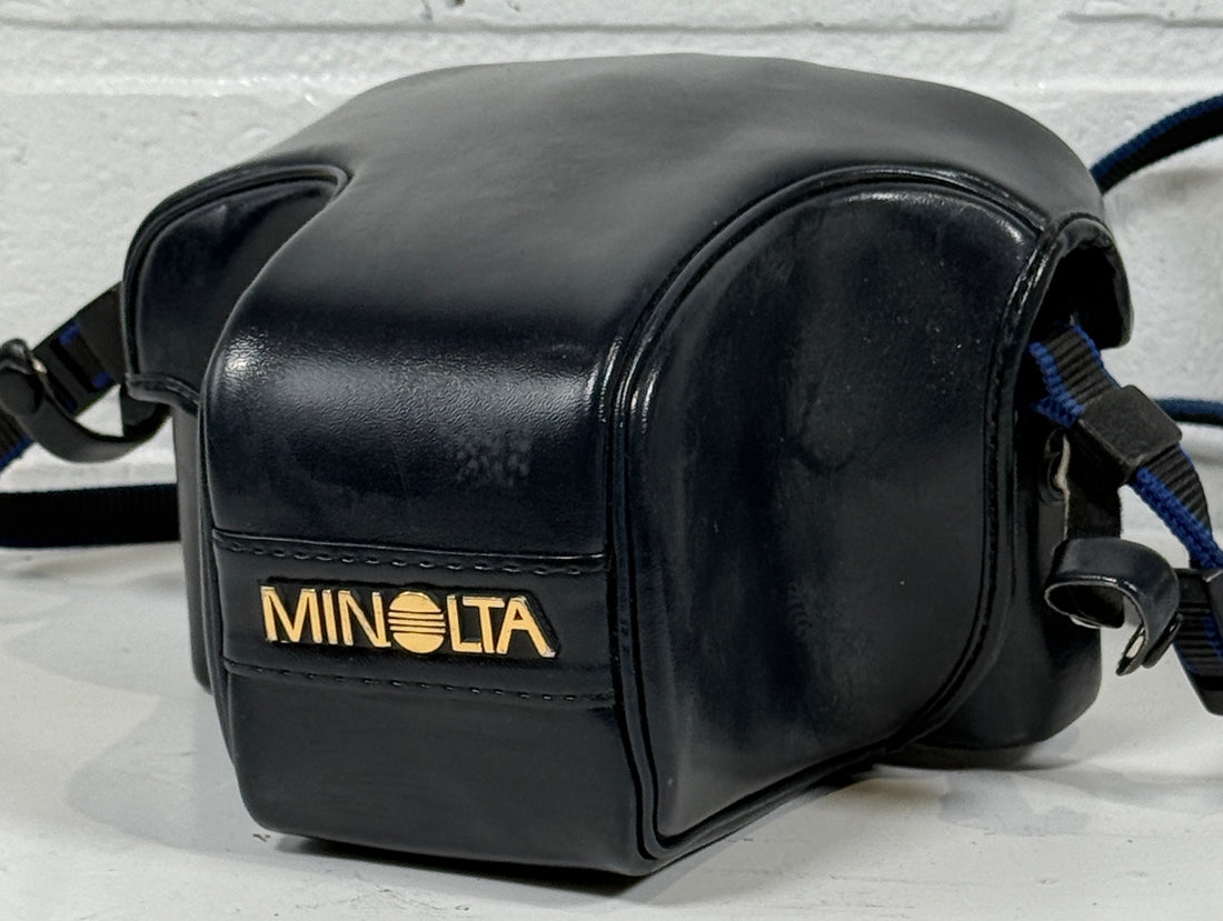 Appareil photo reflex Minolta Maxxum 7000 35 mm avec objectif AF 50 mm f/1,7 + étui en cuir Minolta d'origine – Non testé